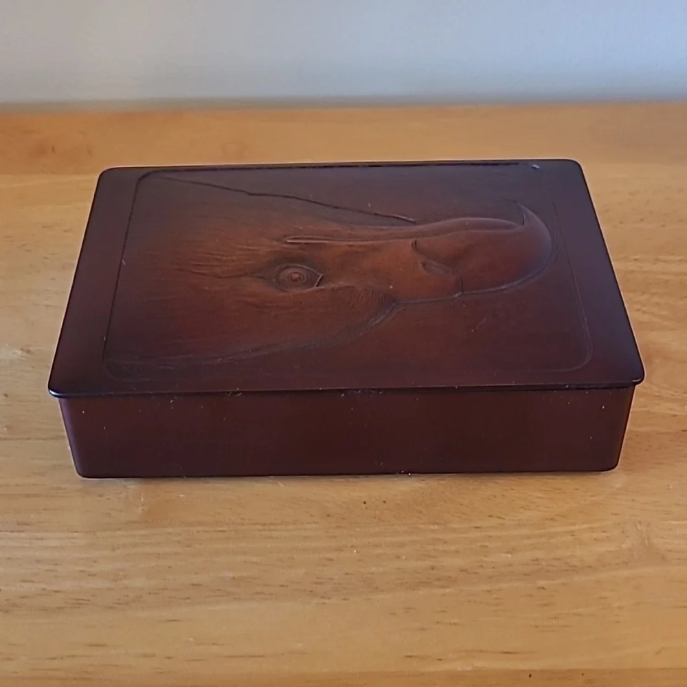 BOMA 3D 'Eagle Head' Double Deck Playing Card Storage Art Box - Picture 6 of 17